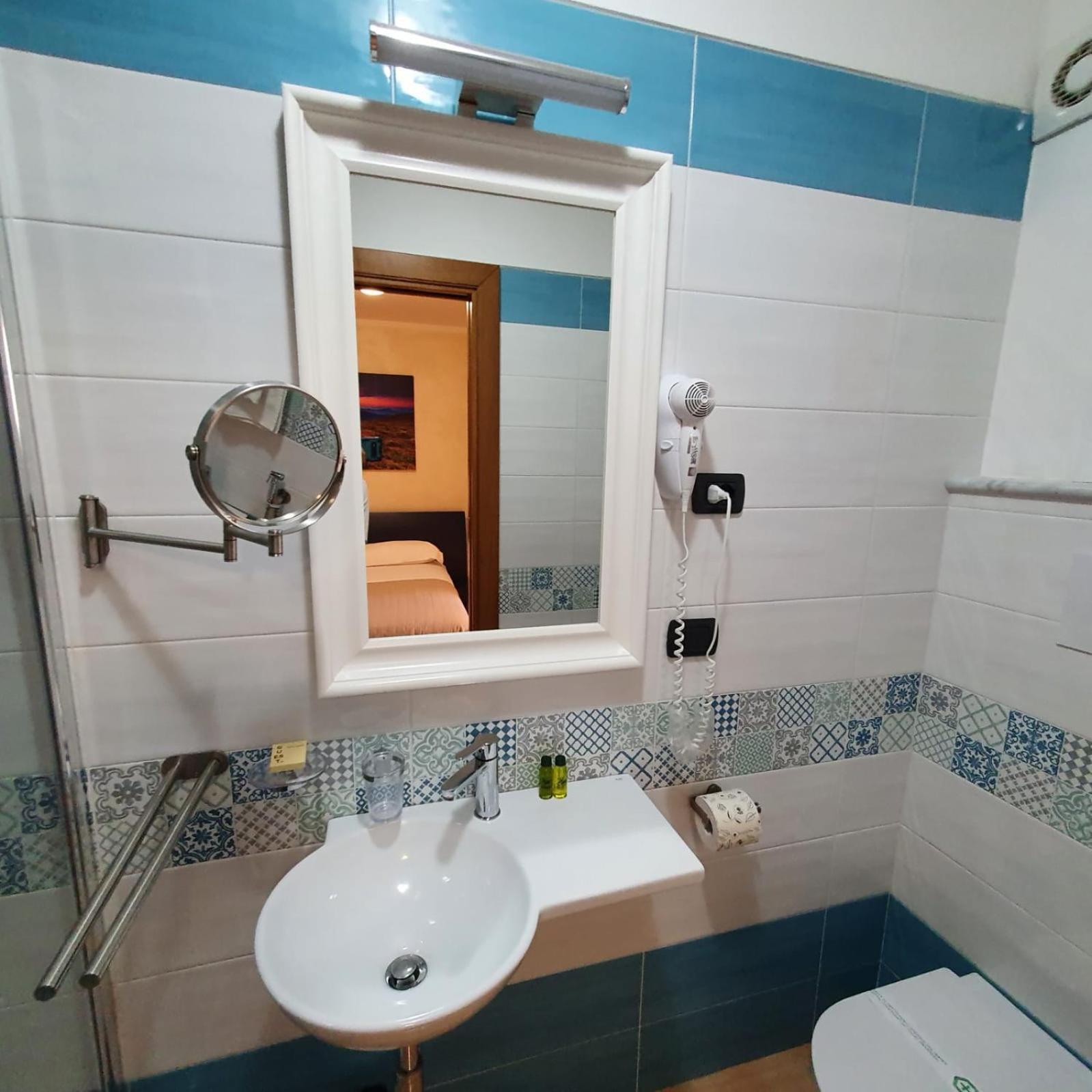 Vittoria Guest House ساليرنو المظهر الخارجي الصورة